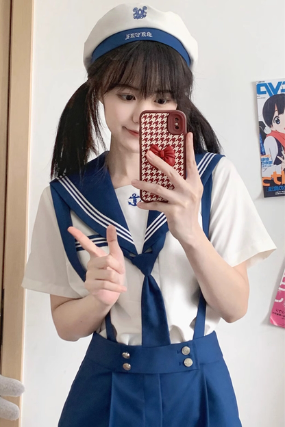 Matrosen-Hemd + Träger-Kurze Hose + Krawatte + Baskenmütze