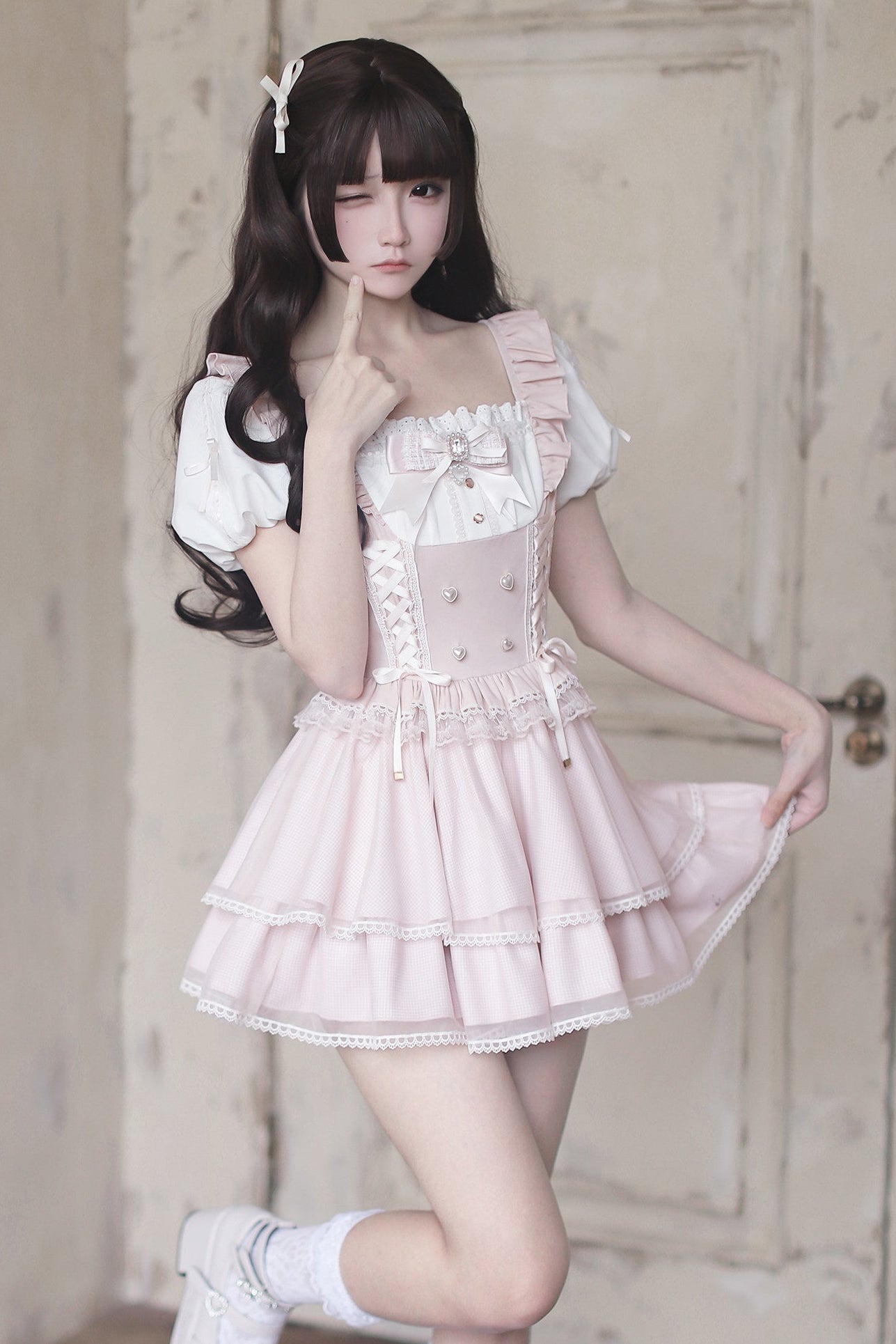 Ecomi Satin-Lagenkleid