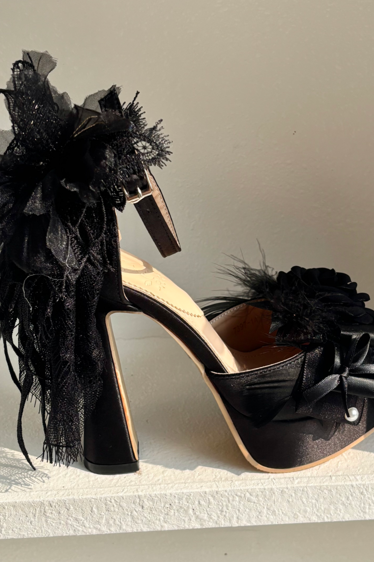 ブライダルゴージャスロリータヒール