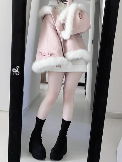 [Deadline for reservations: December 18] Bunny Ear Hoodie Fur Ribbon Cape Coat