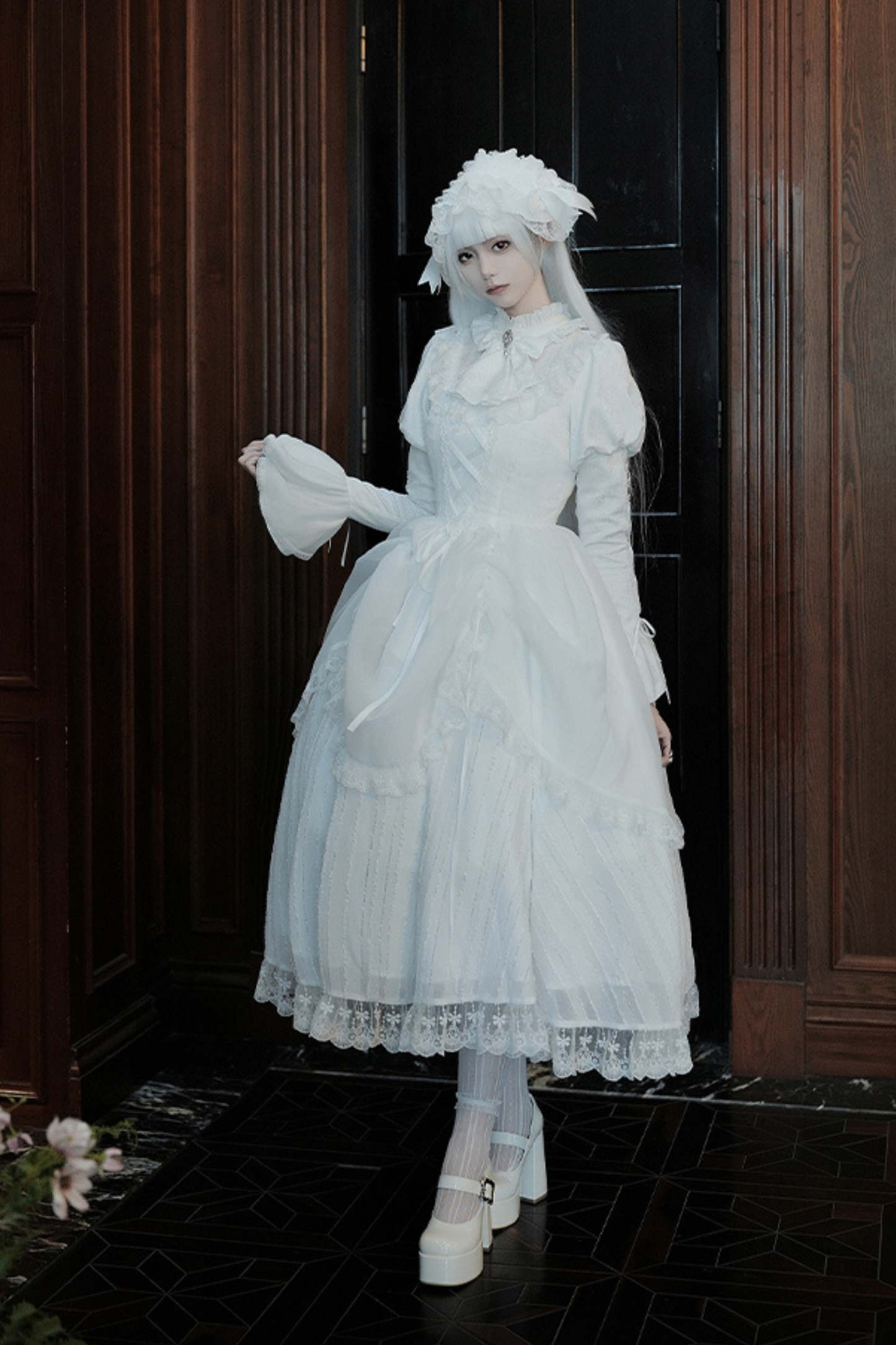 White gothic gemini Lolita dress + corset + ribbon + hair band + veil