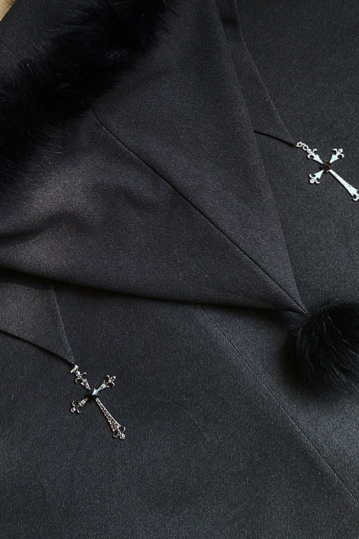 ダークゴシックフリースフードマント