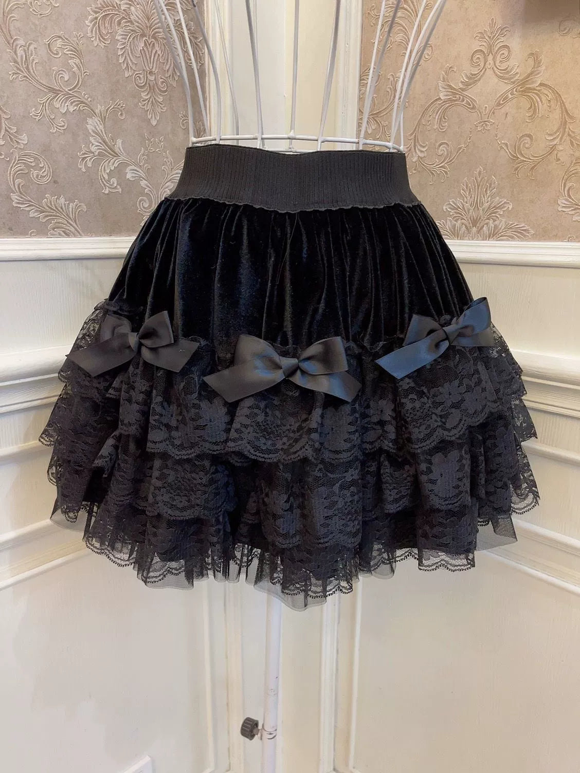 Ribbon Sweet Black Skirt
