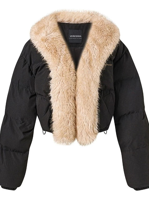 Small silhouette splicing quilting fur down jacket [Reservation item]