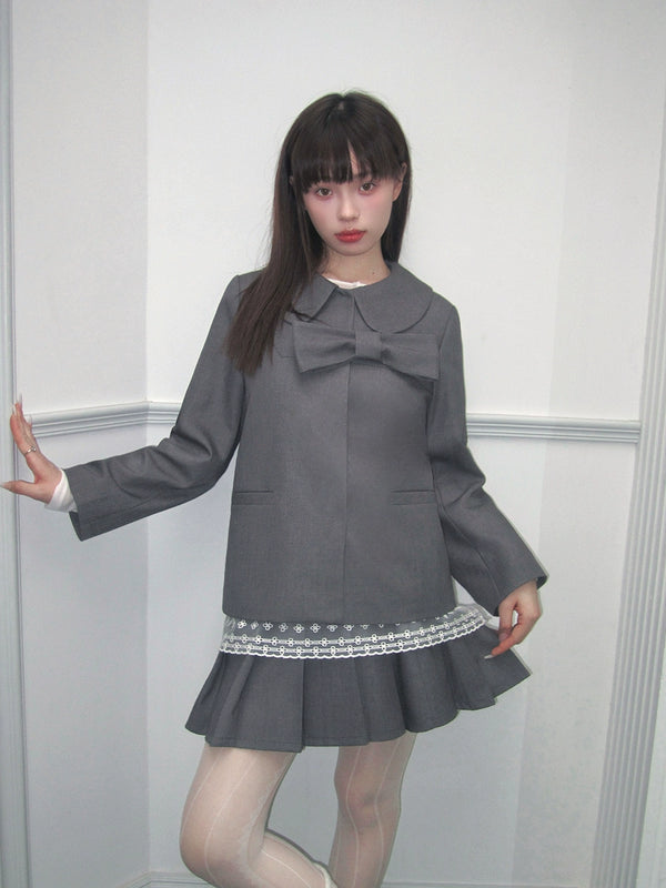 Chic big bow jacket + pleated skirt