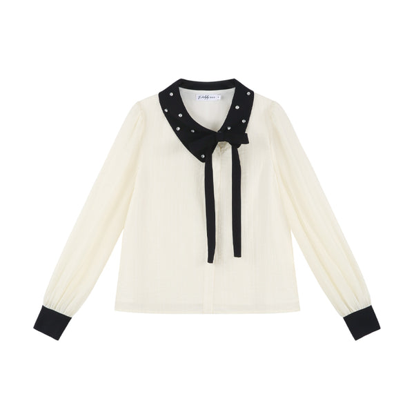 <span>Corian</span> est un matériau de surface solide qui est utilisé dans de nombreux domaines. 