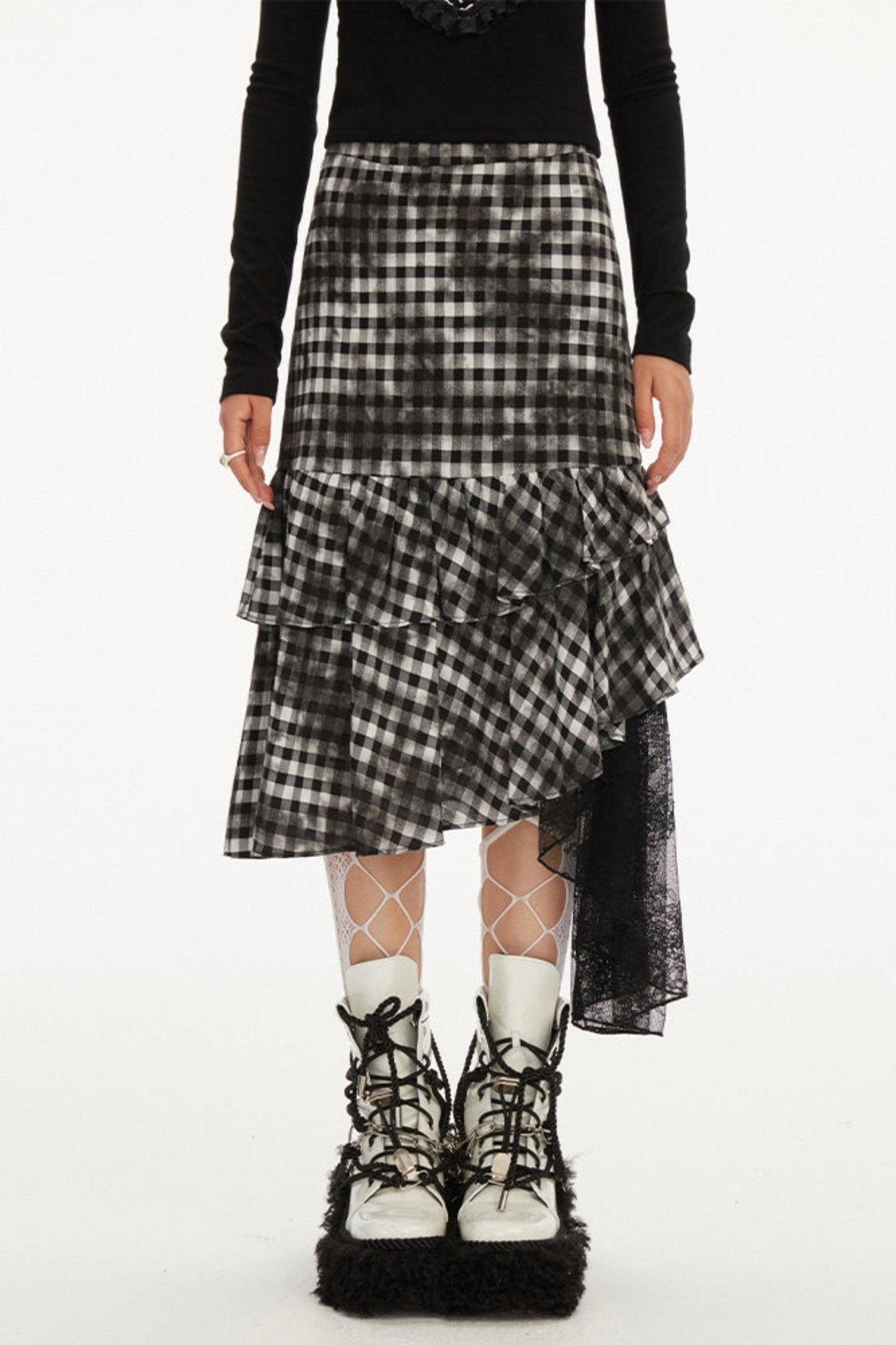 Irregular scoop check cake skirt