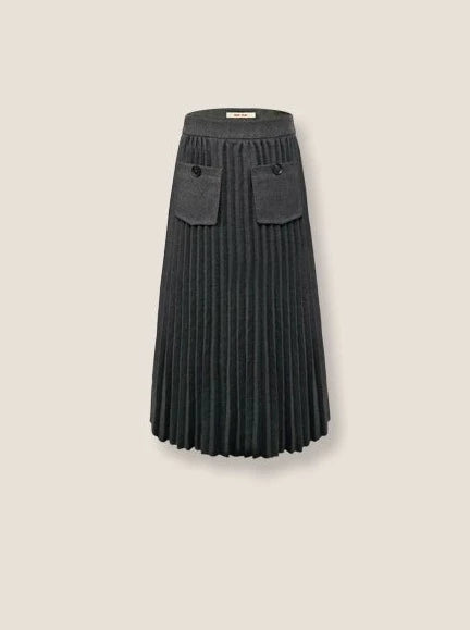 グレーベチバーカレッジベスト＋ロングプリーツスカート