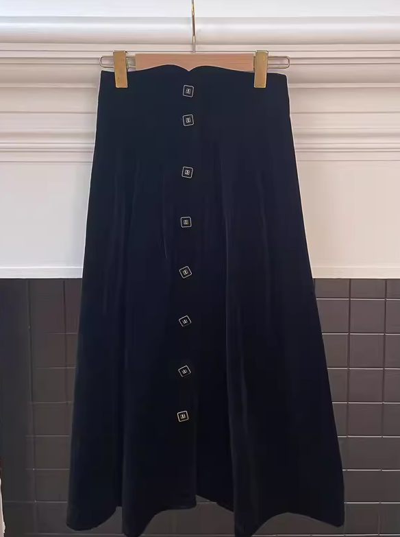 French Love Twist Knit + Velvet Black Skirt