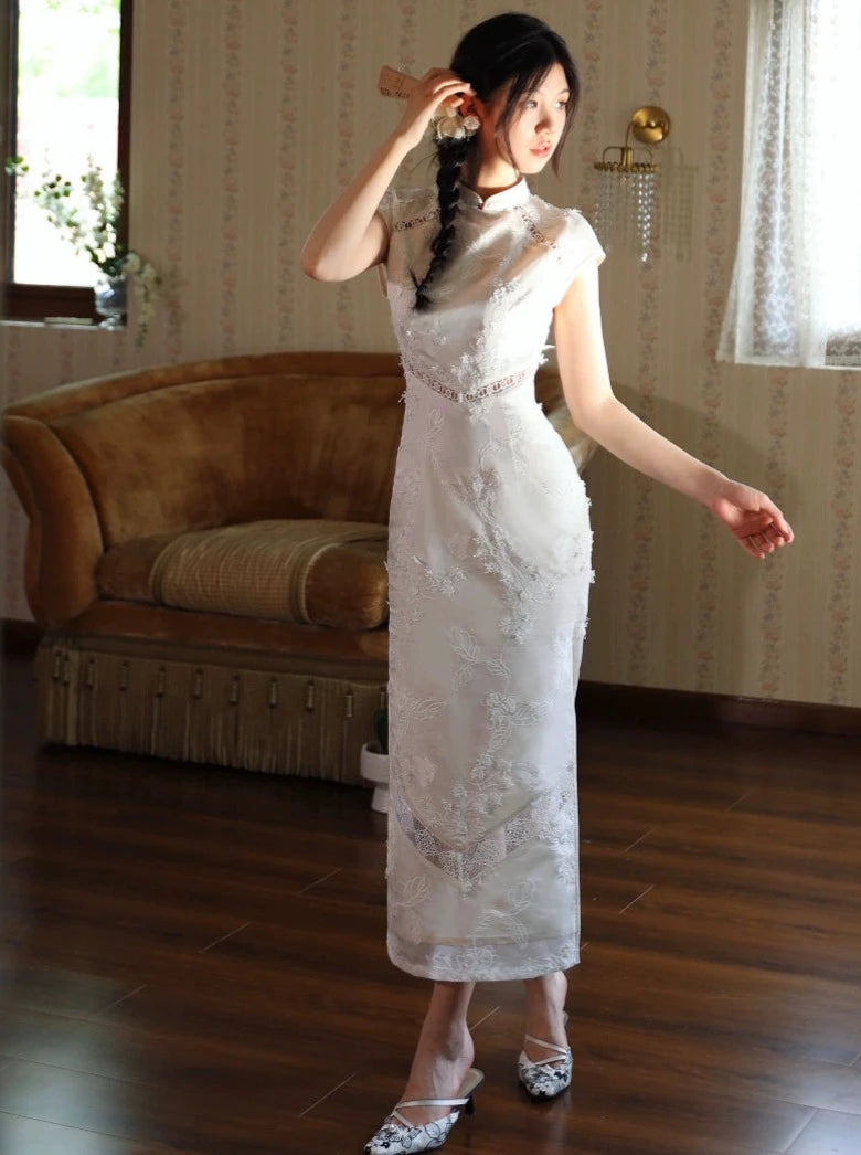 Four catties of homemade cloves and eyes pure white three-dimensional tencel embroidery girl minimalist new Chinese daily improved cheongsam