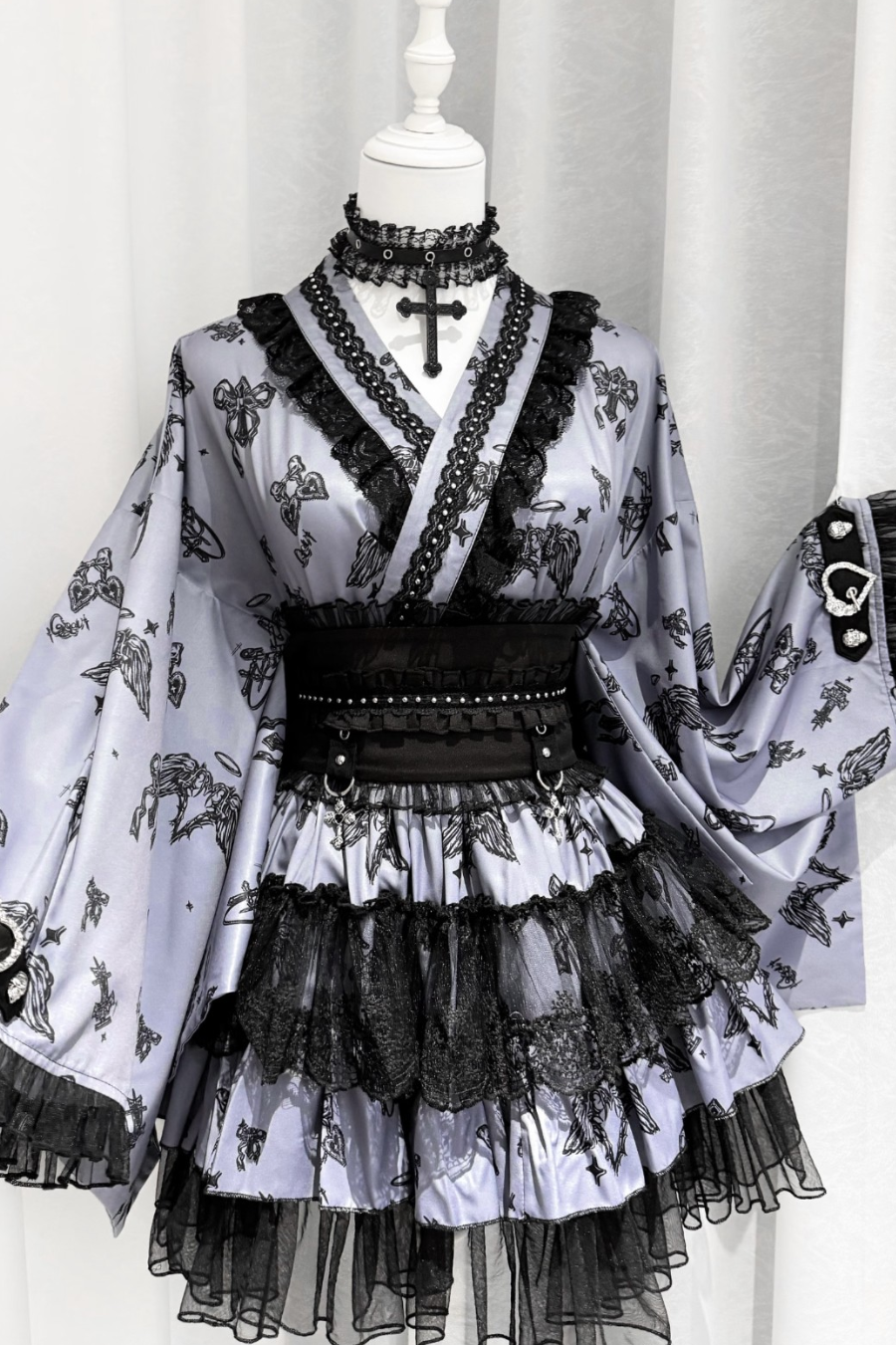 Dunkler Galaxie-Spitzen-Yukata im Jirai-Stil