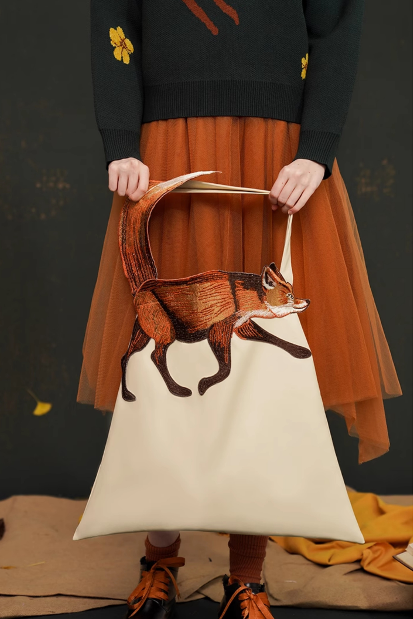 キツネショルダーキャンバスバッグ