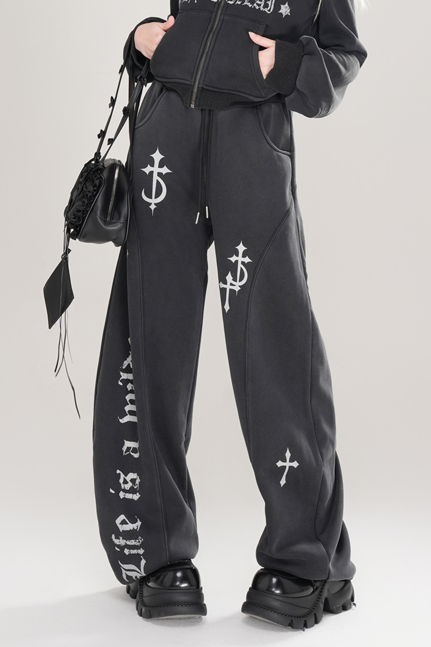 クロスルーズカジュアルスウェットパンツ