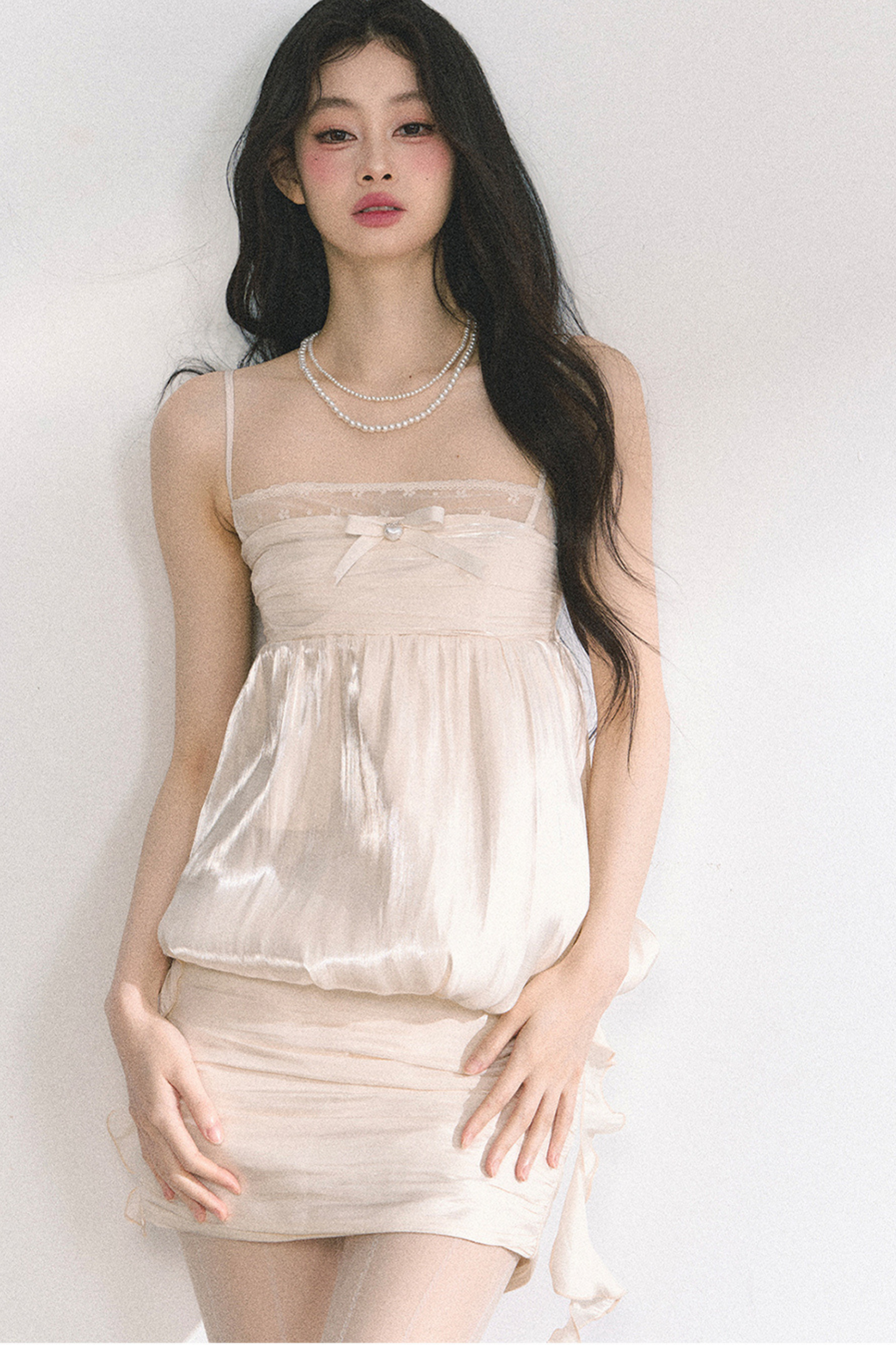 クリームロールノースリーブトップス+タイトスカート