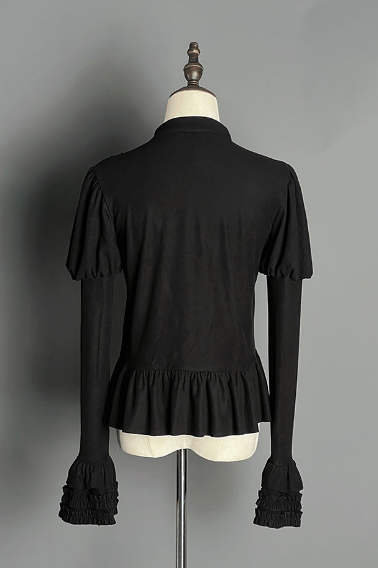 【4月8日予約締切】レースヘムゴシックトップス