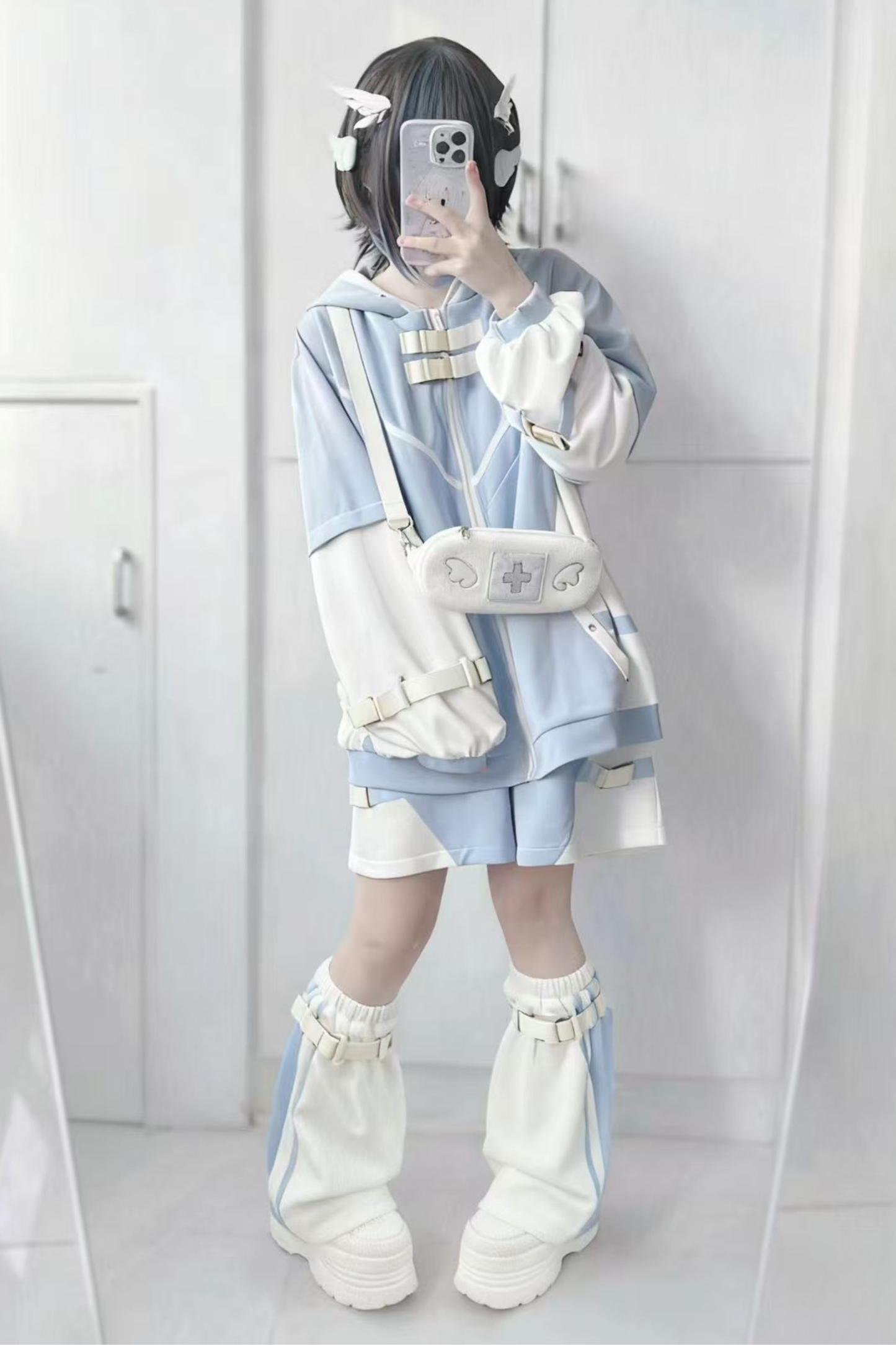 【天使界隈】サブカルチャーアクアフードトップス+ショートパンツ+レッグカバー