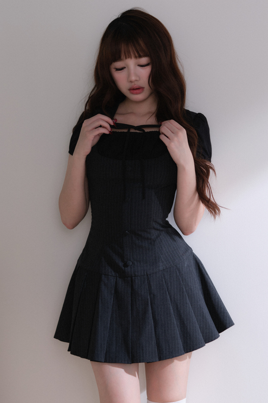 スイートプリーツデザインドレス