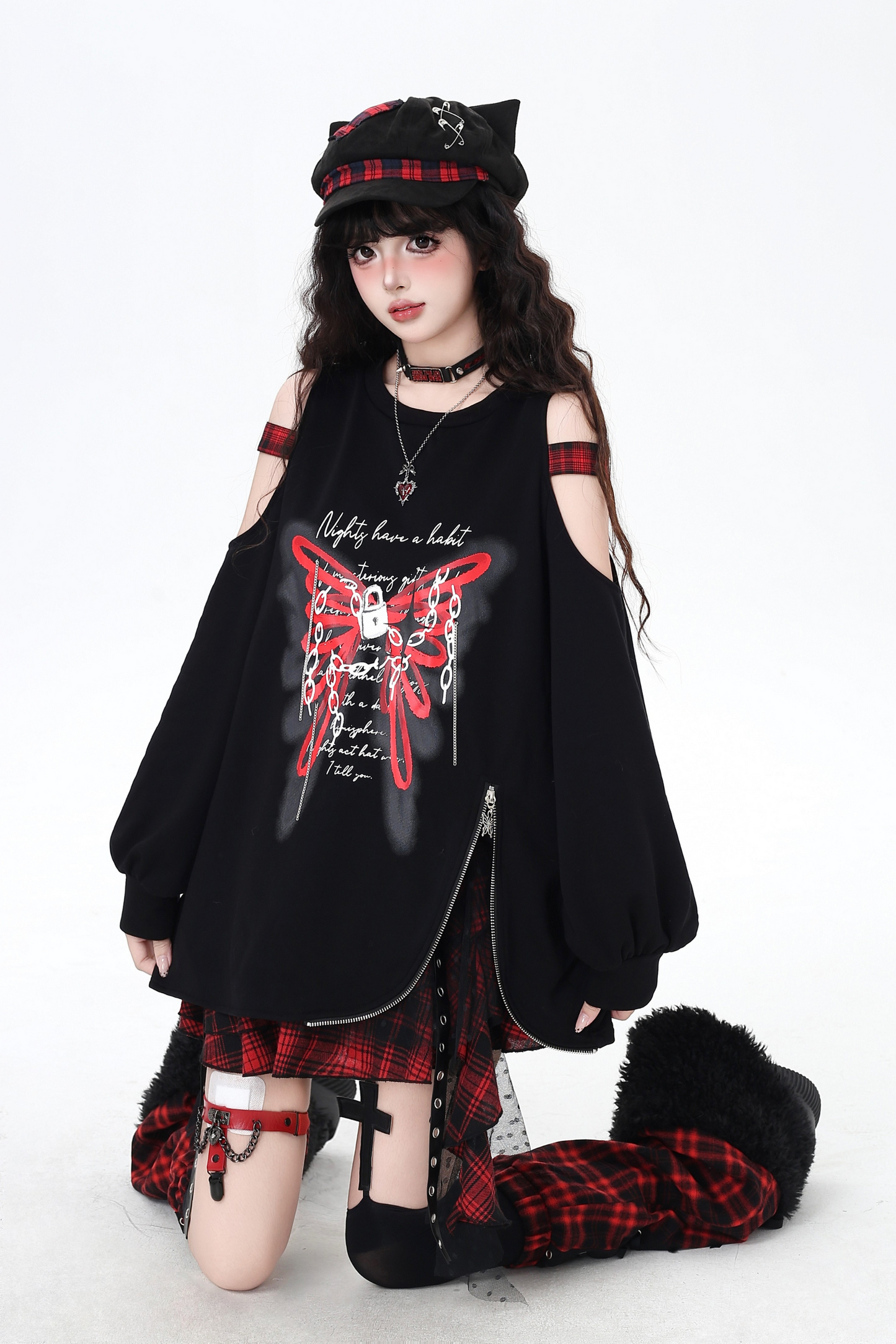 Butterfly Off-the-shoulder Design Loose Top