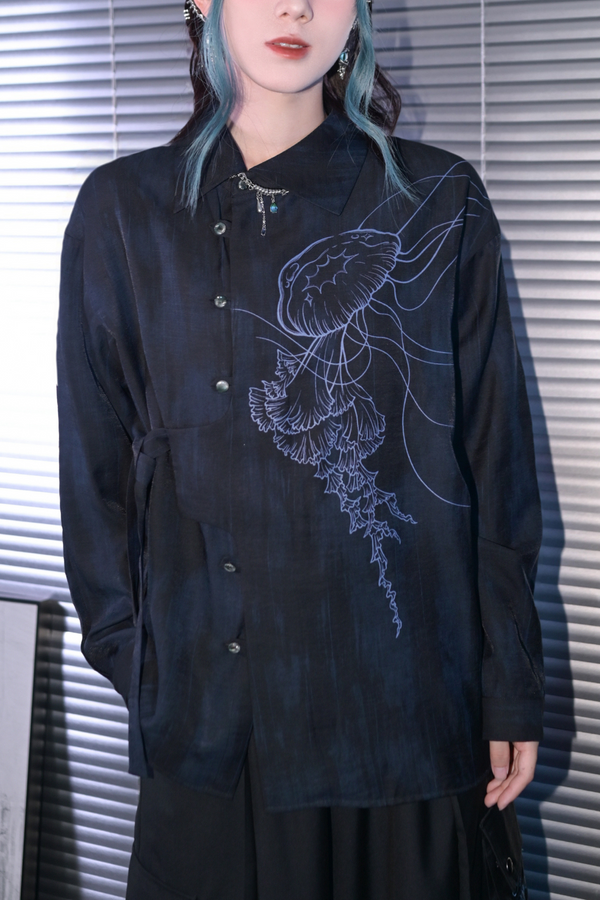 Asymmetrical Chinese design shirt