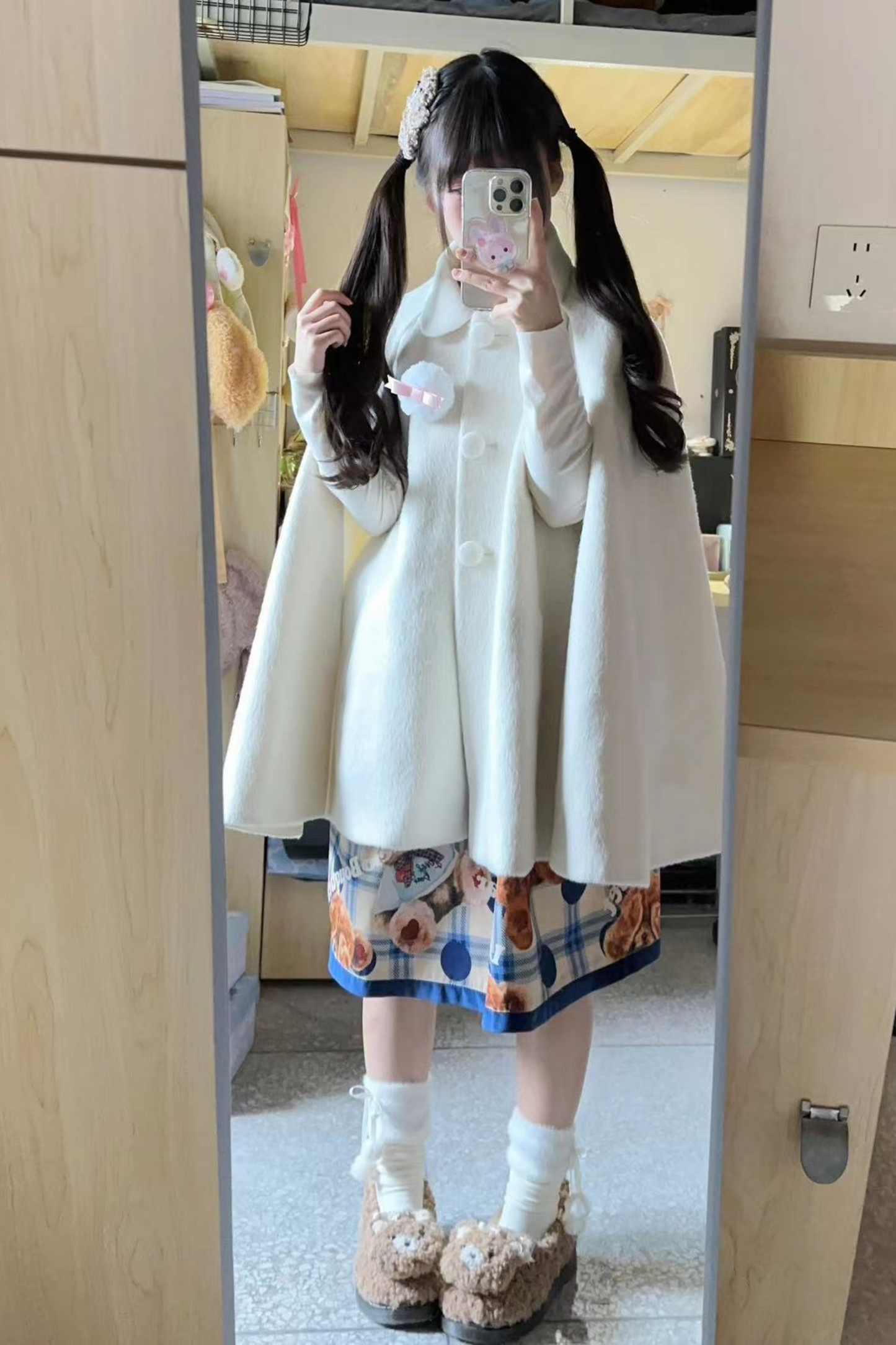 Ribbon Sweet Cape Court