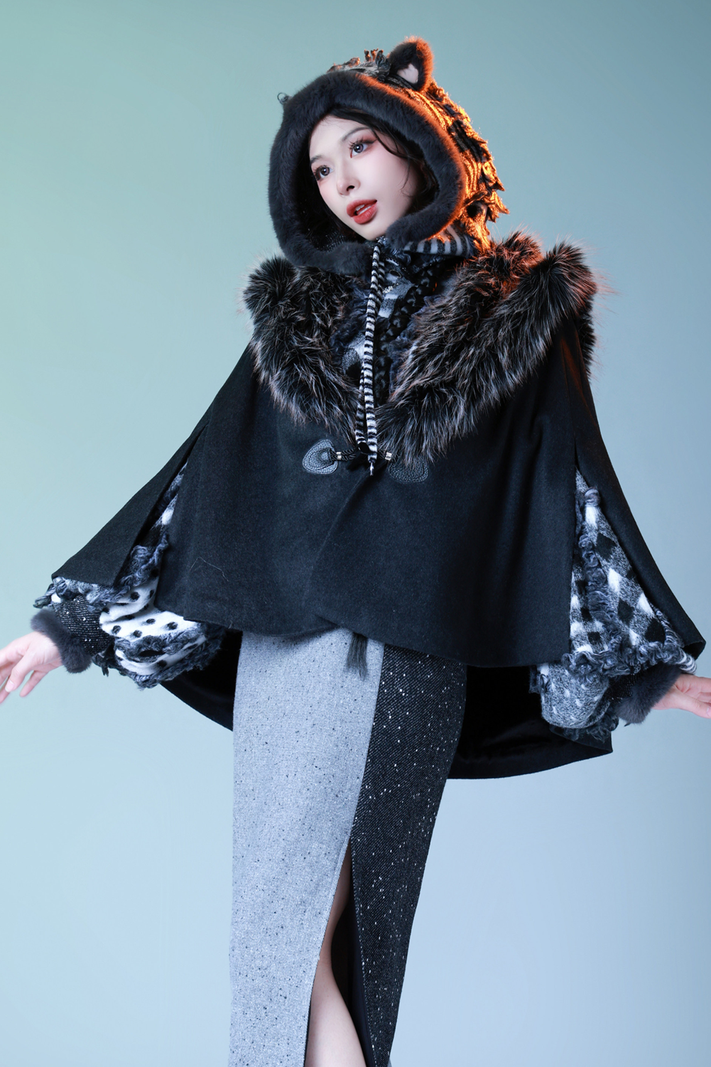 Mode Fur Cape Coat