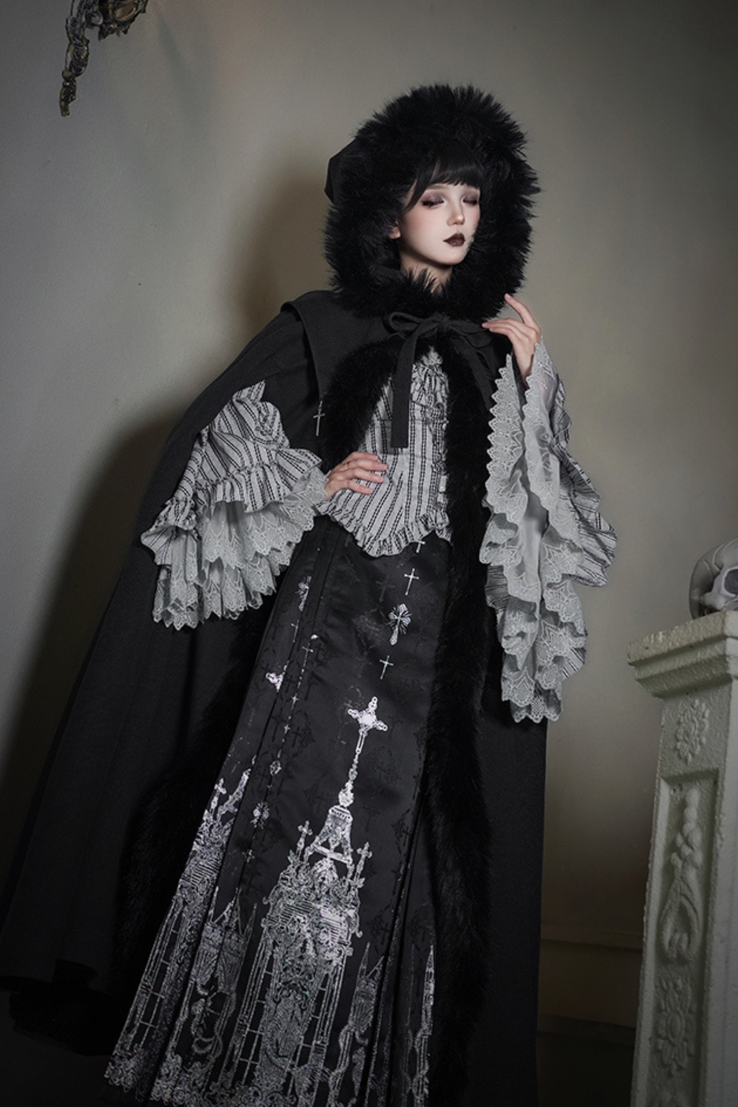 ダークゴシックフリースフードマント