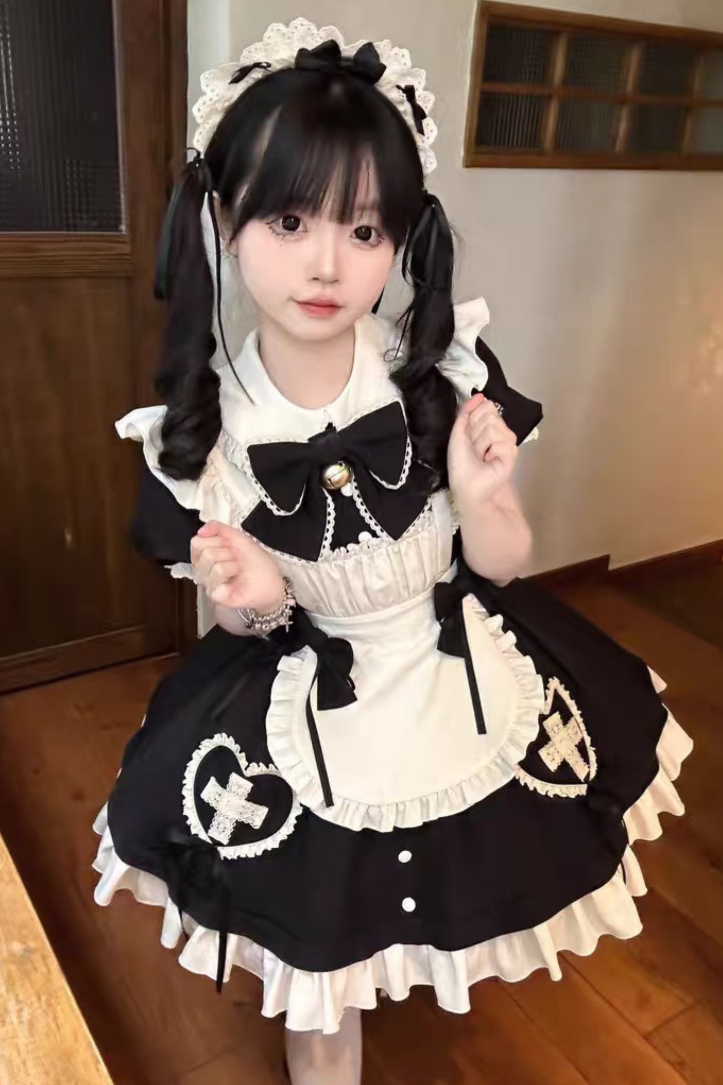 Herzschlag-Puppenmädchen-Lolita-Kleid + Schürze + Kopfbedeckung + Fliege