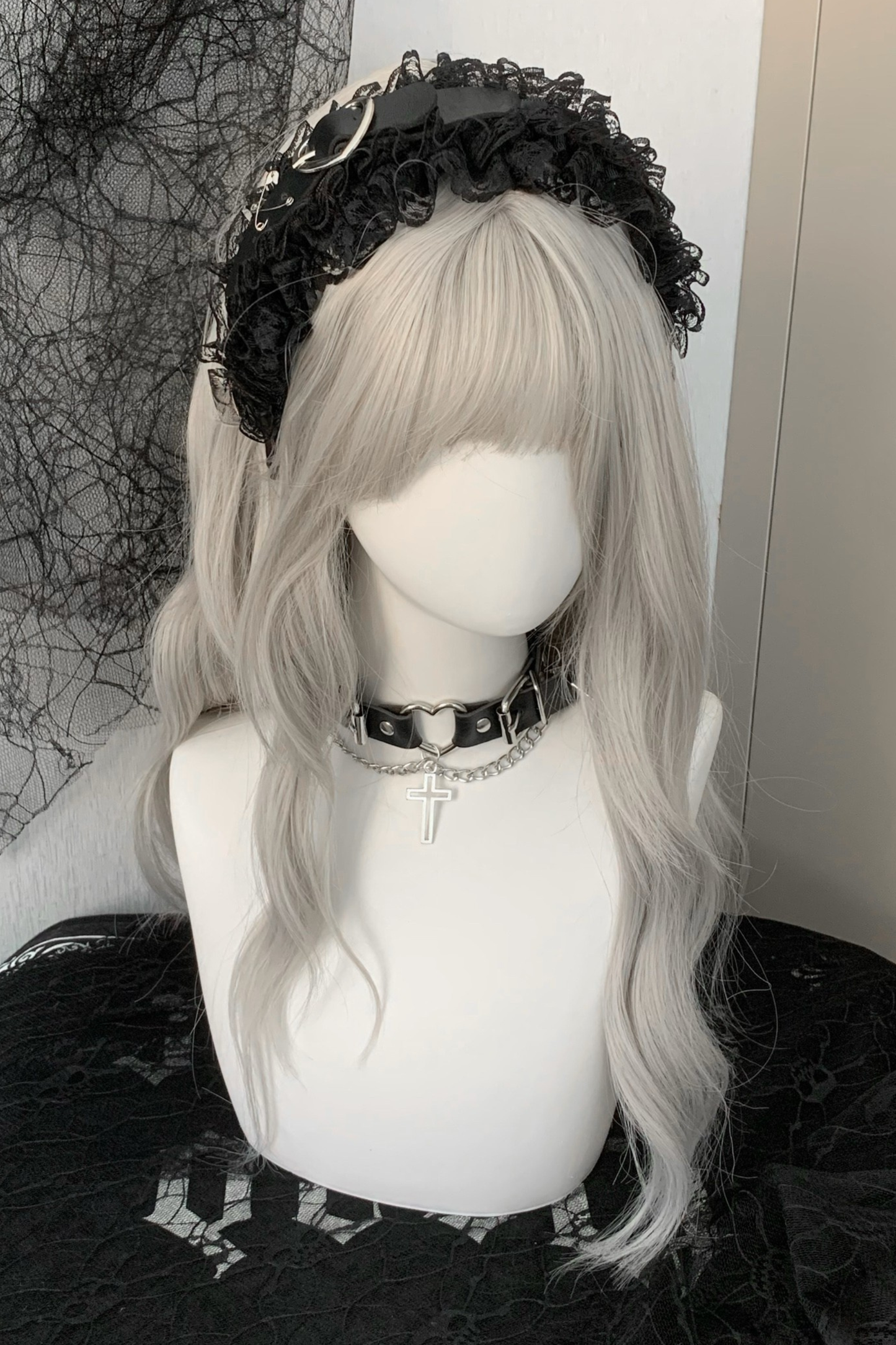 ラブレザーバックルレースヘッドバンド