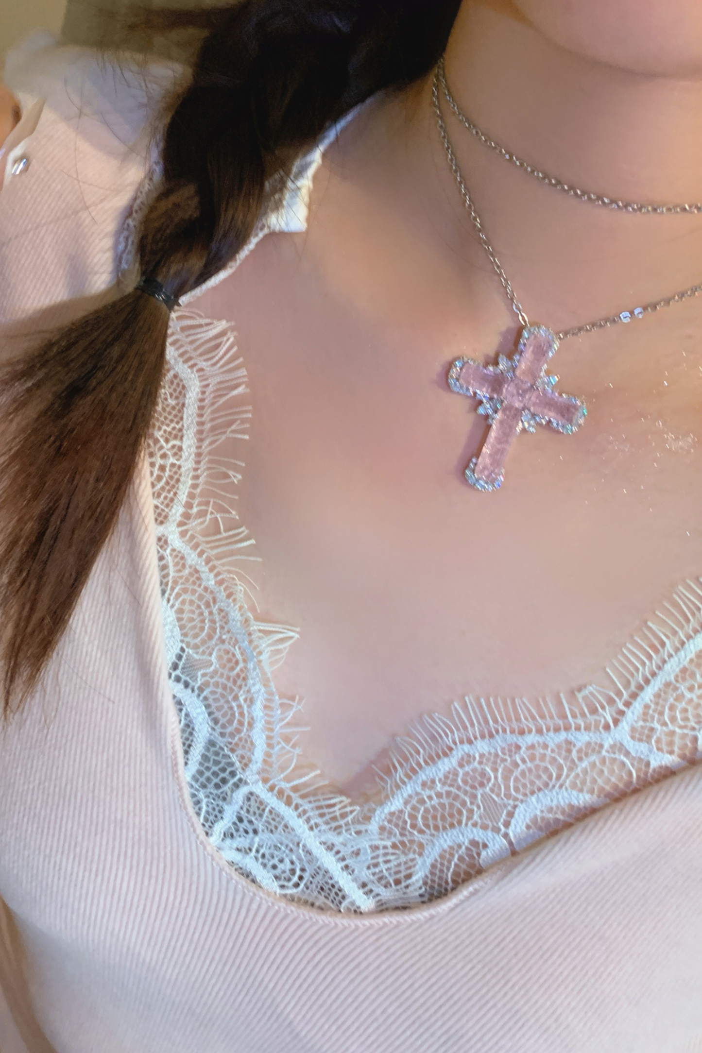 Cracked Cross Cute Necklace