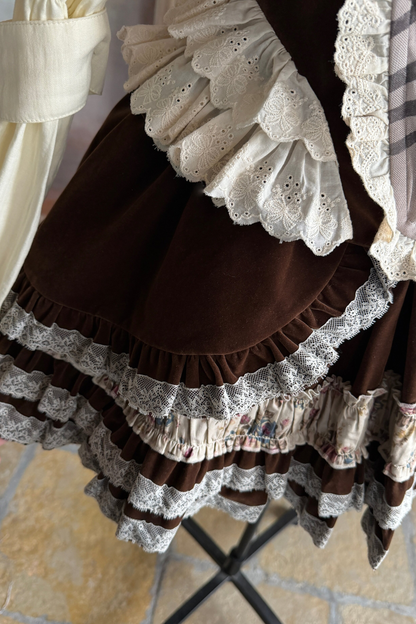 ヴェルベットフローラルレーススカート