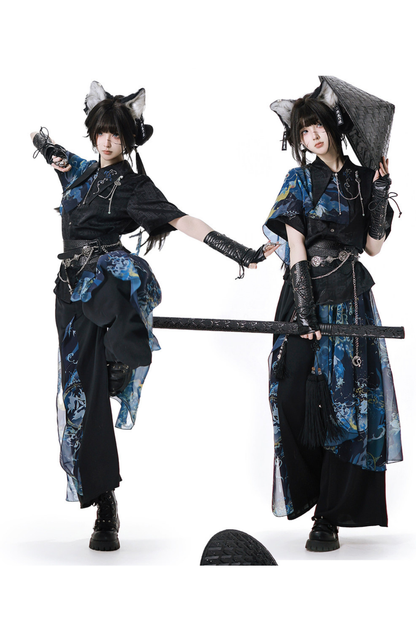 ダークチャイナシャツ+ワイドレッグパンツ+チェーン+ベルト