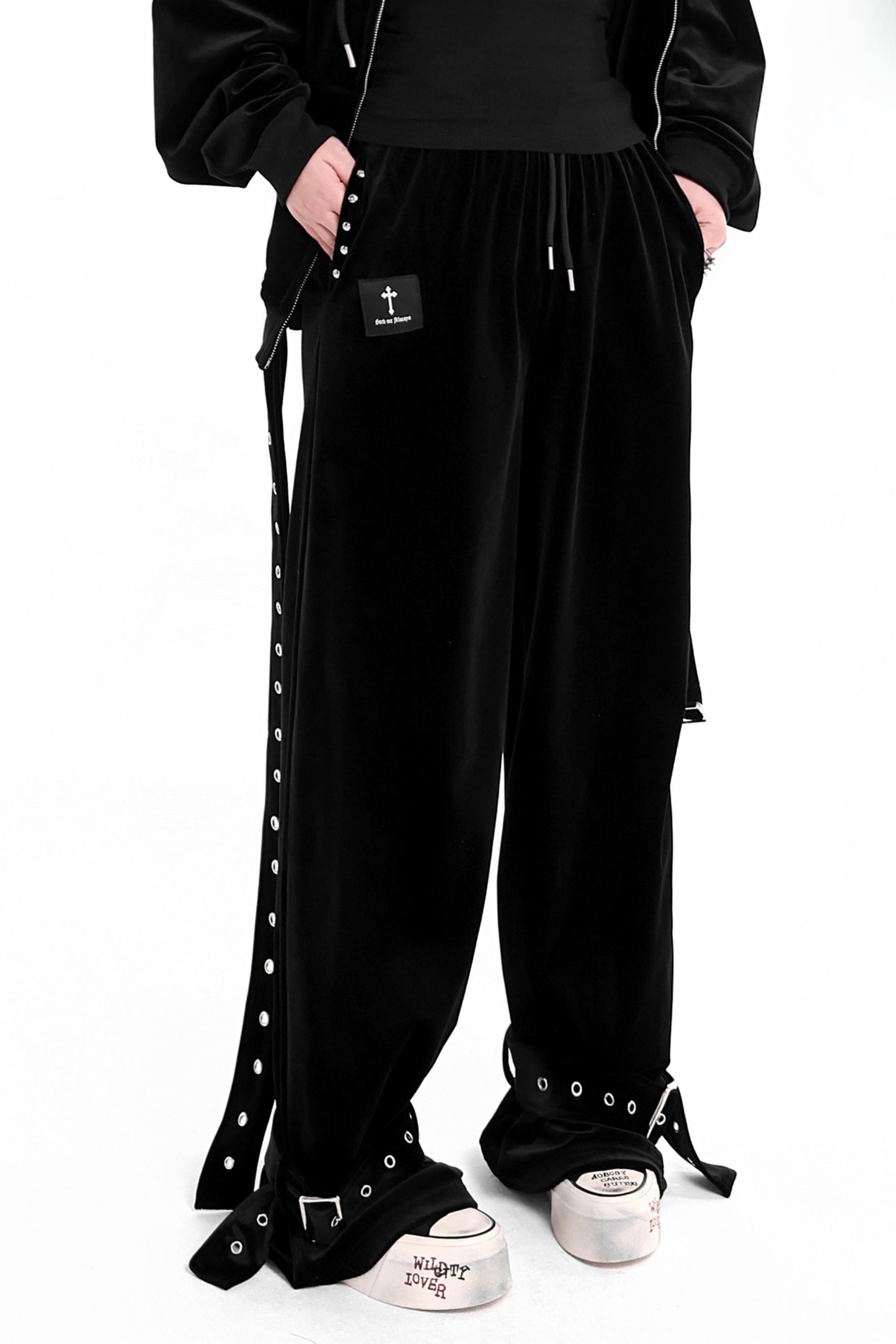 ダークベルベットパンクルーズパンツ