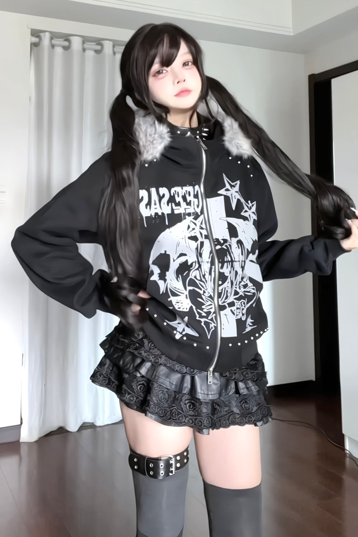 ファーカラーダークデザインフードパーカー