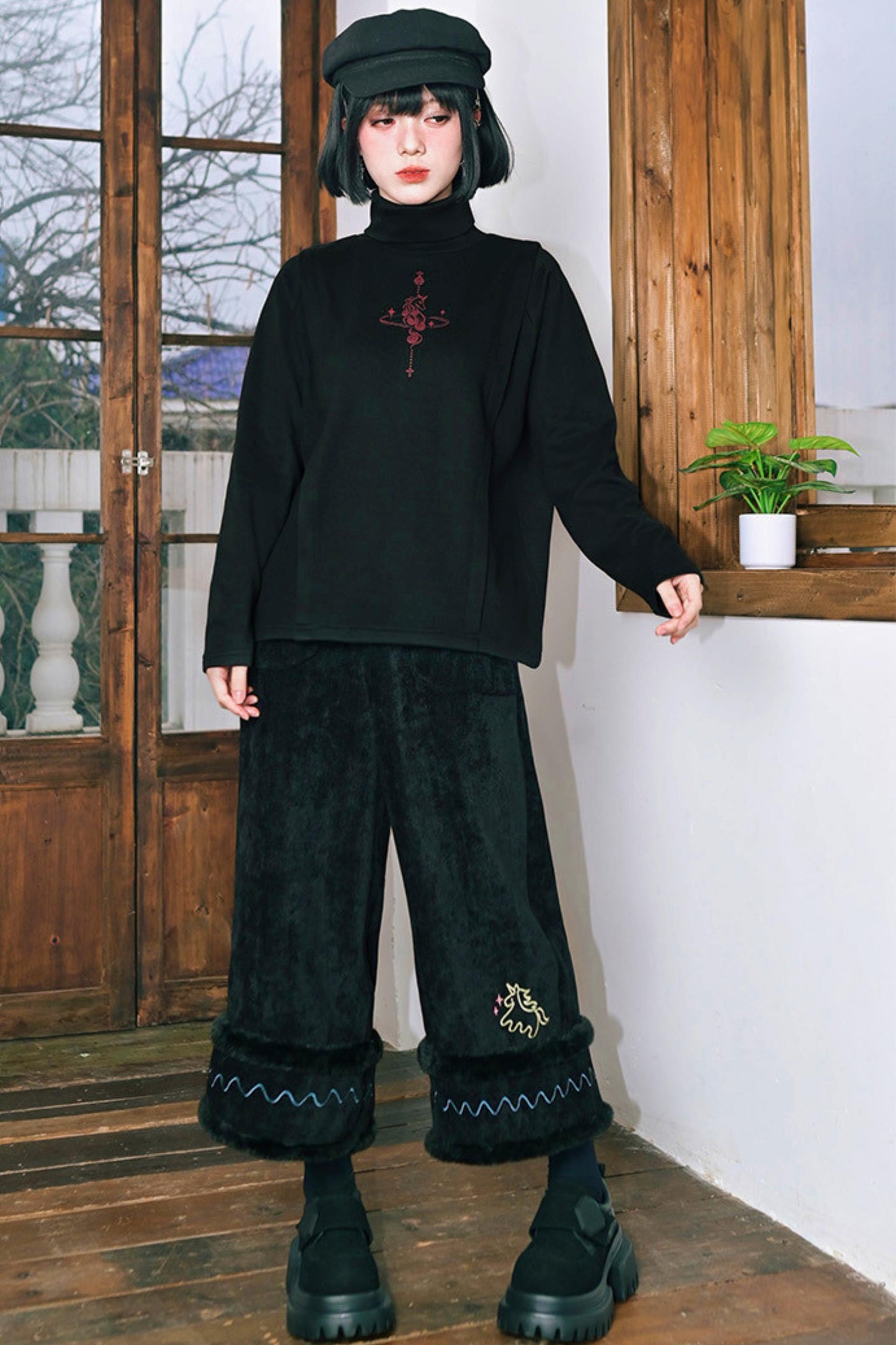 アンブライドチェスハイネックトップス