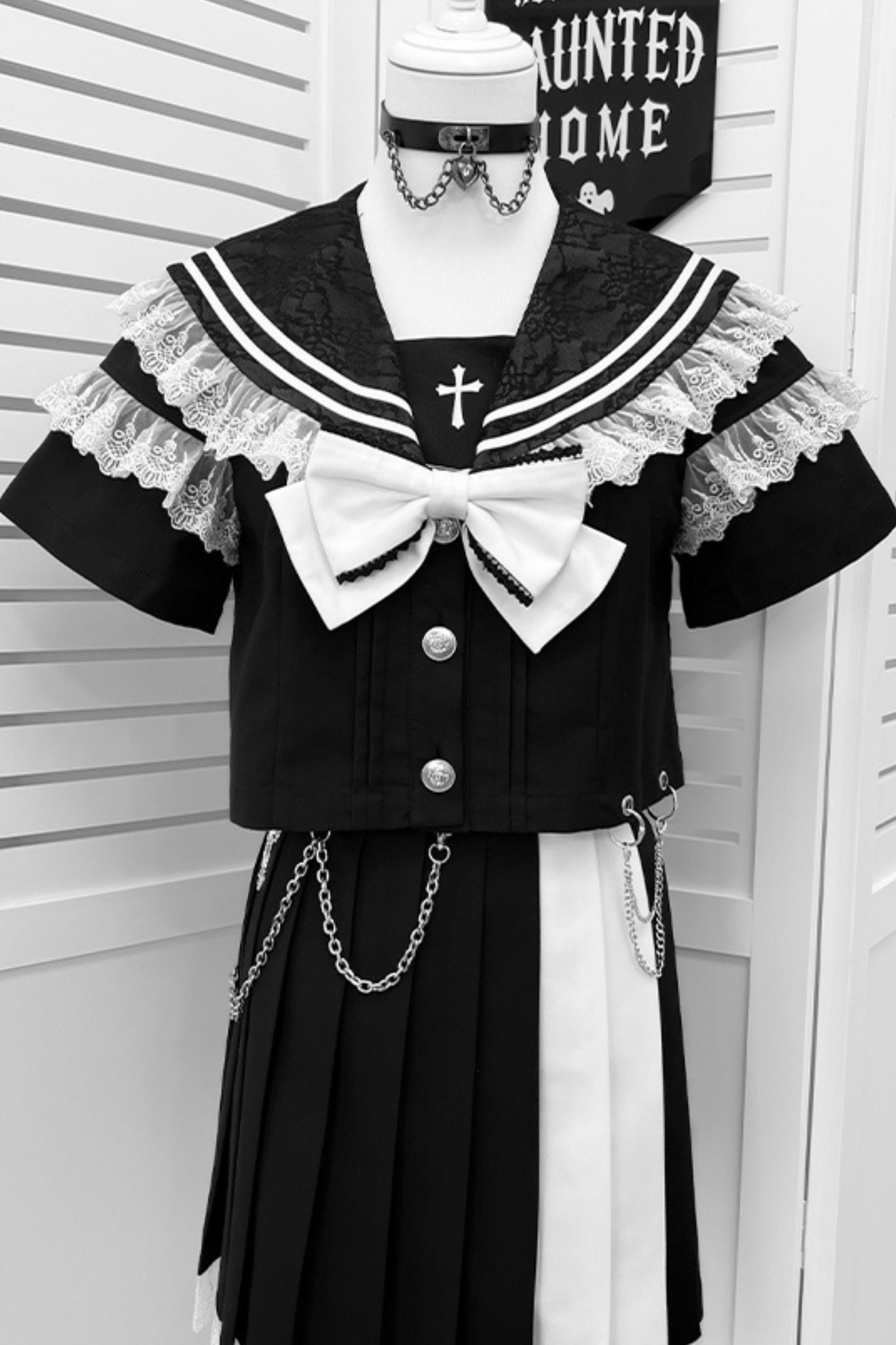 ダークガールカレッジセーラートップス+スカート+リボン+スカートチェーン