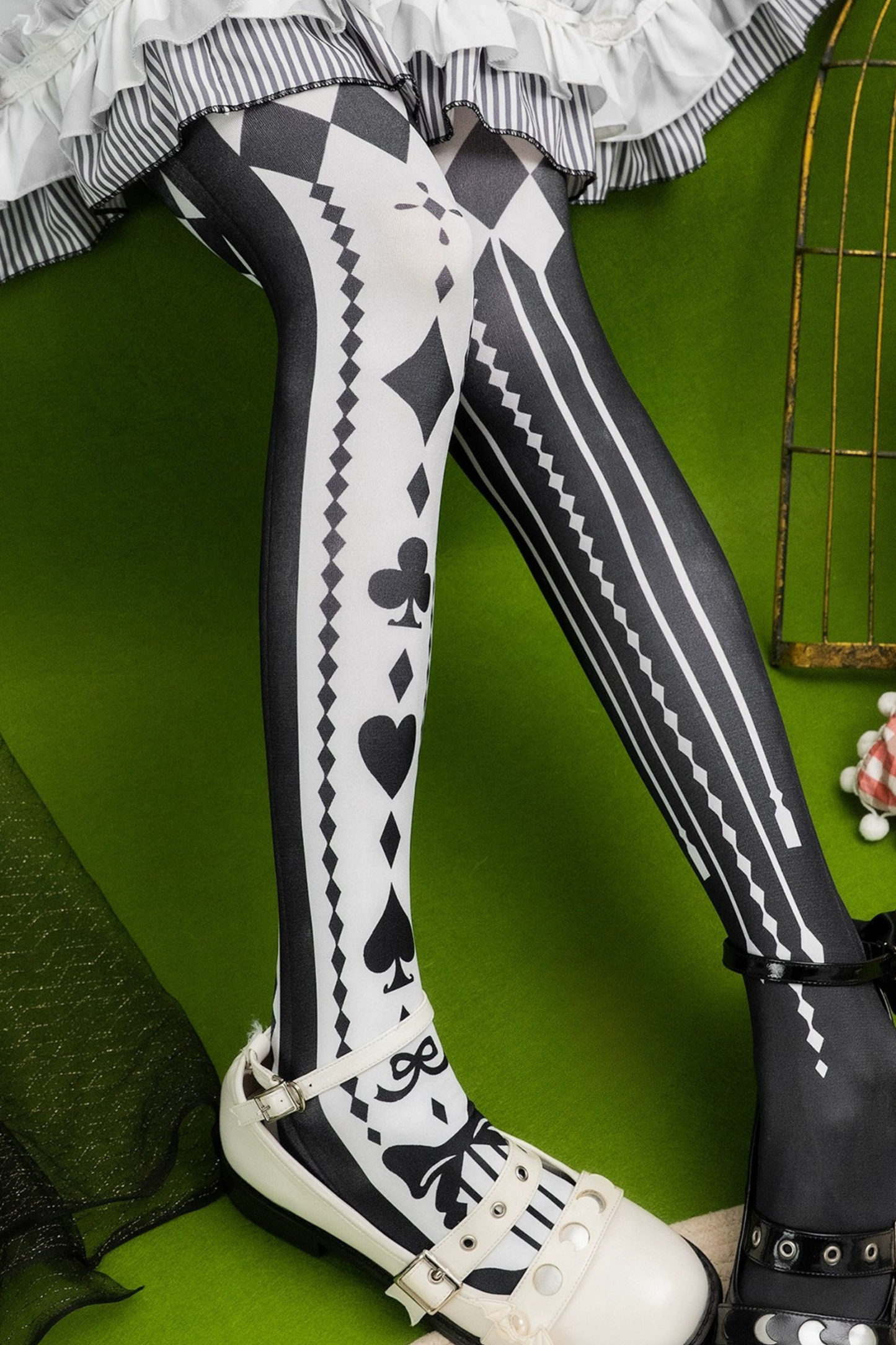 アシメモノクロトランプタイツ