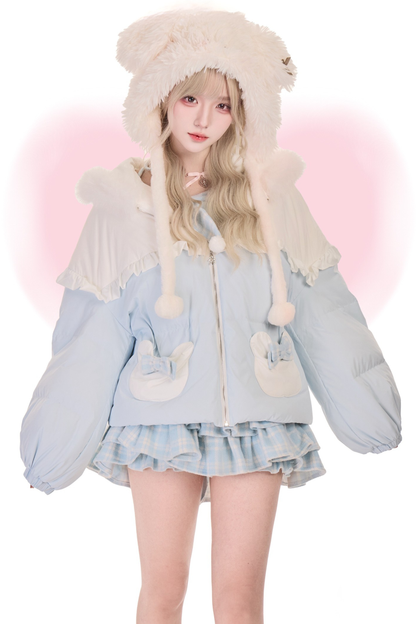 ベアダウンジャケット+ニットトップス+チェックパンツ