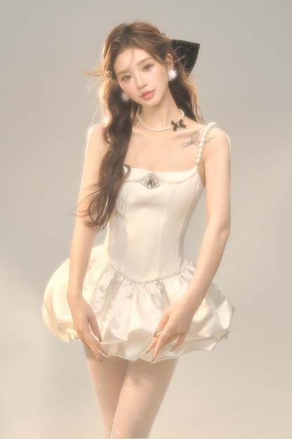 Waltz Balloon Camisole Dress