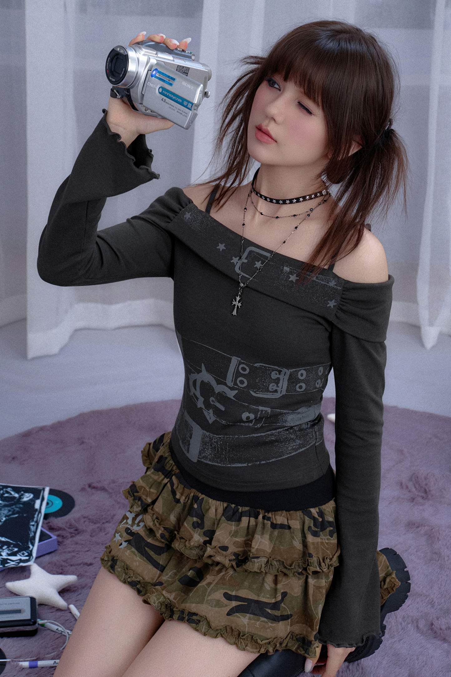 ドラッグシスターオフショルダートップス