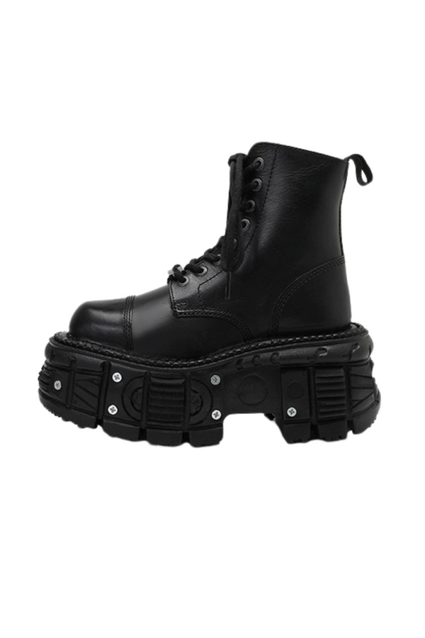 Metal Point Design Ankle Boots