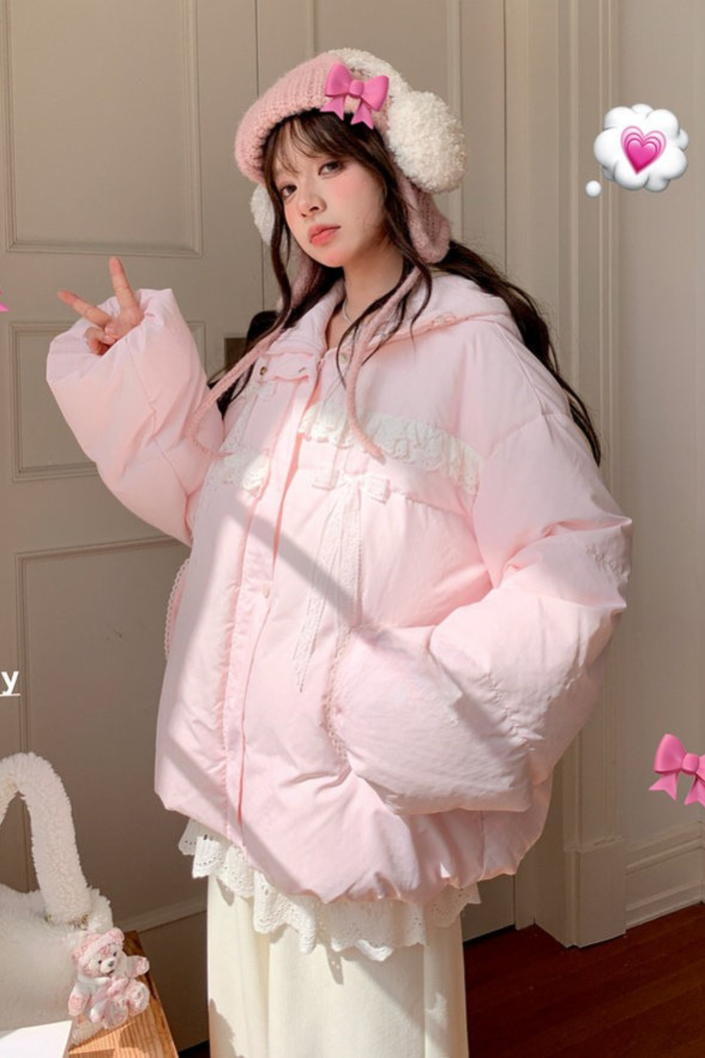 レースフード付きダウンジャケット