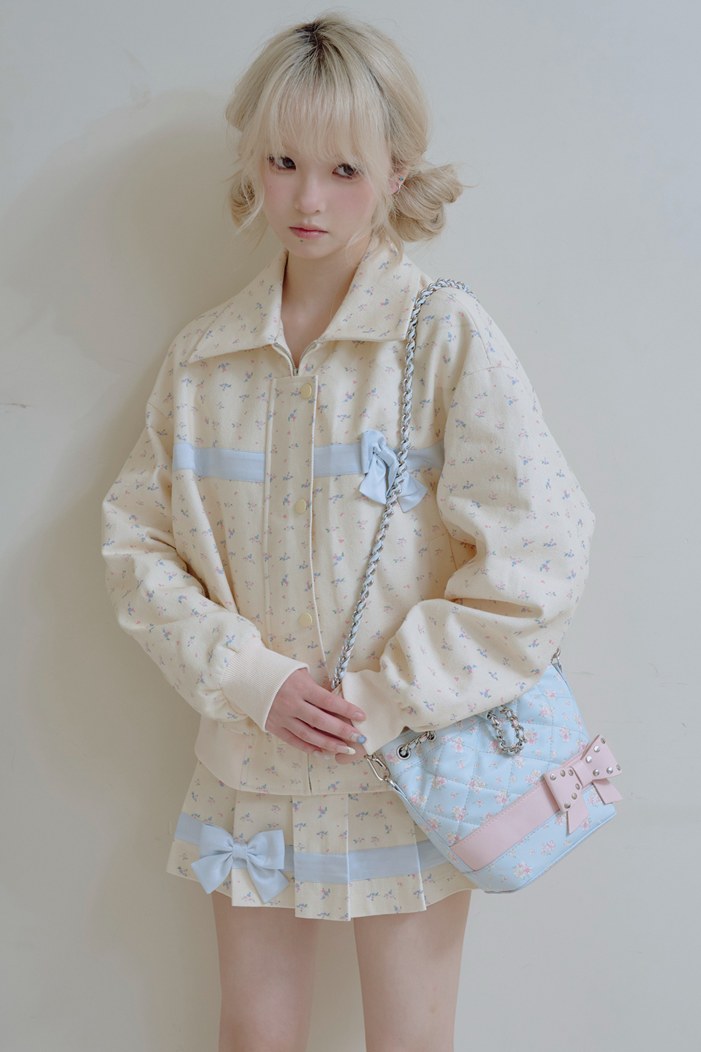 フラワーリボンジャケット＋プリーツスカート