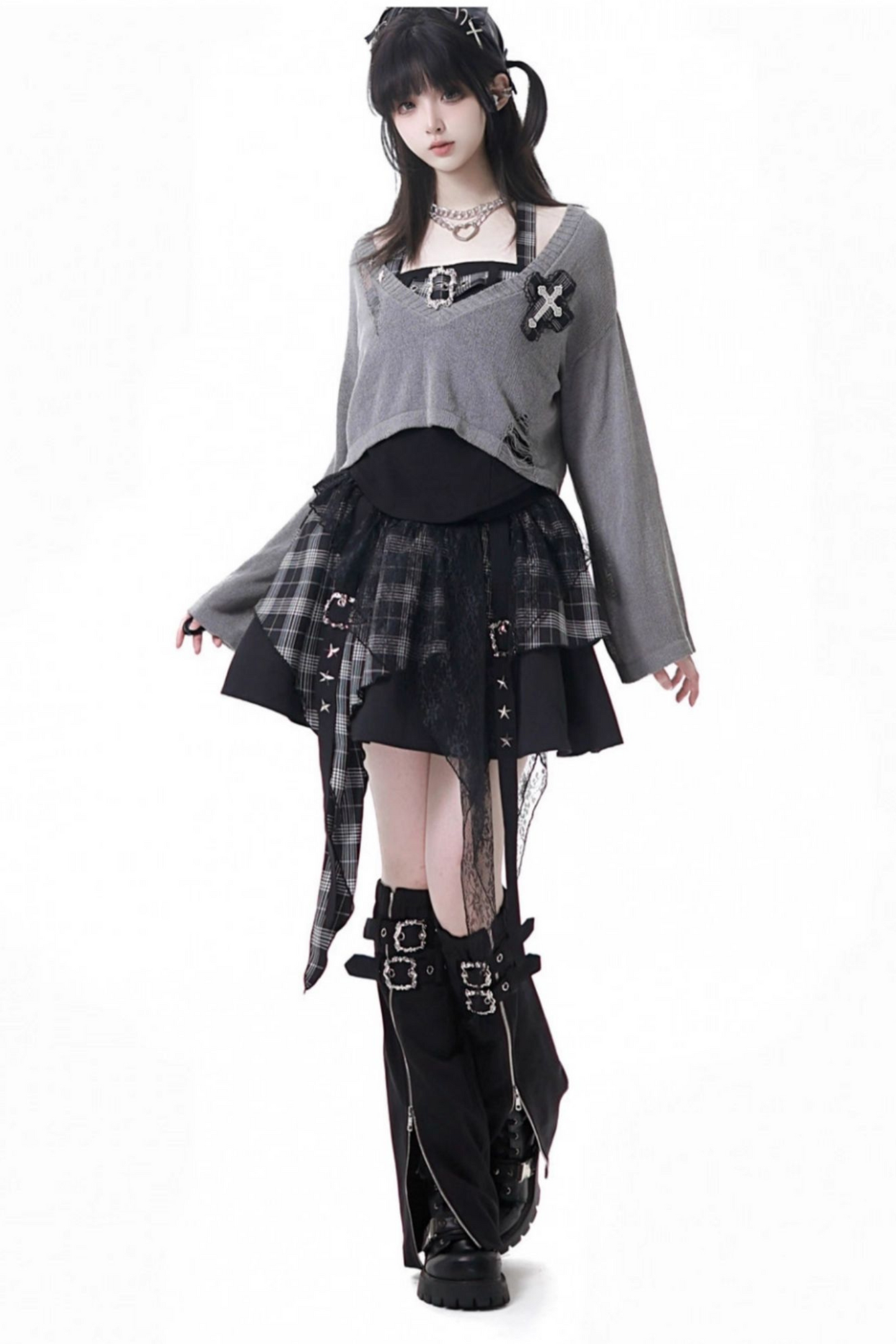 ホルターネックベスト+ルーズトップス+チェックスカート+レッグウォーマー