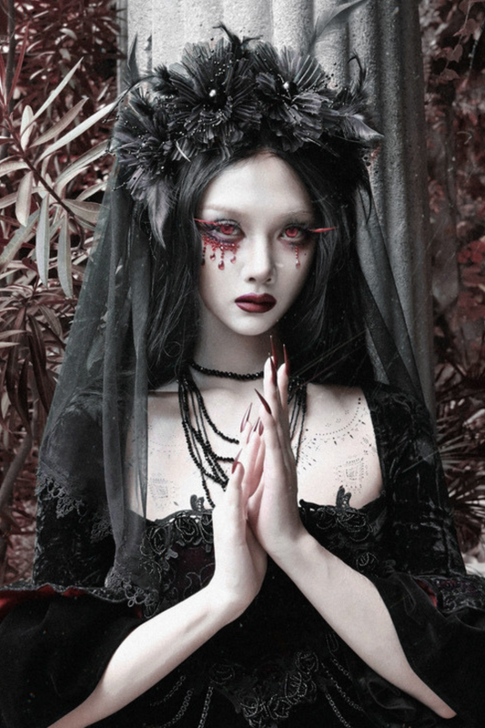 Thriller Gothic Flower Veil