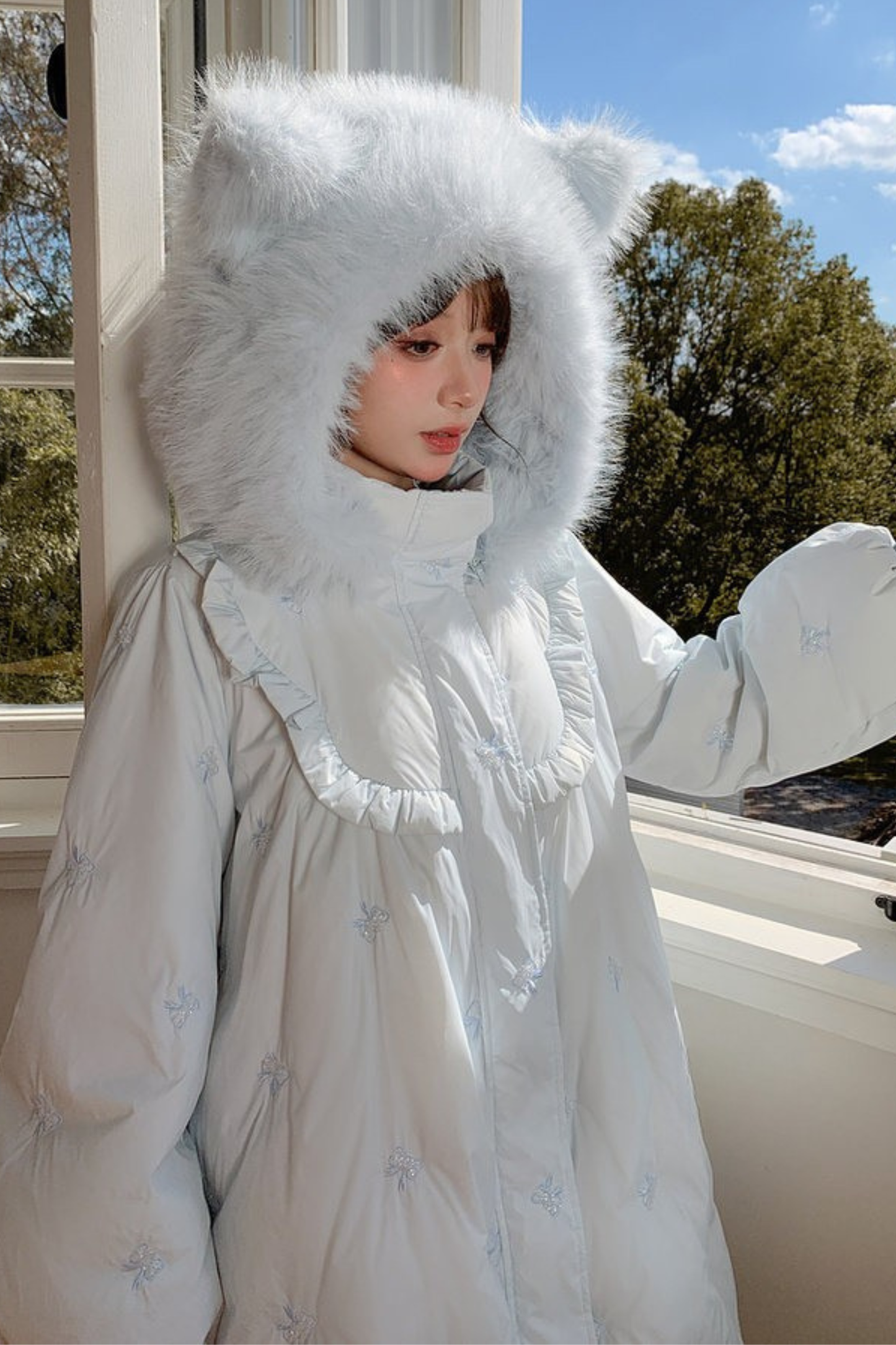 キャットルーズフードダウンジャケット