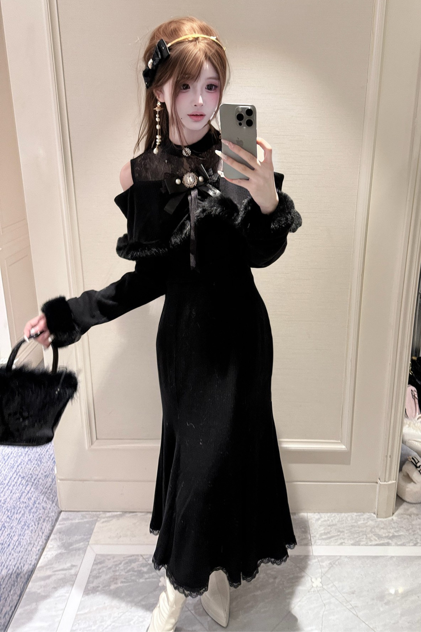 スリムダークニットドレス