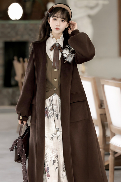 レトロロングコート+スカート+シャツ+ベスト