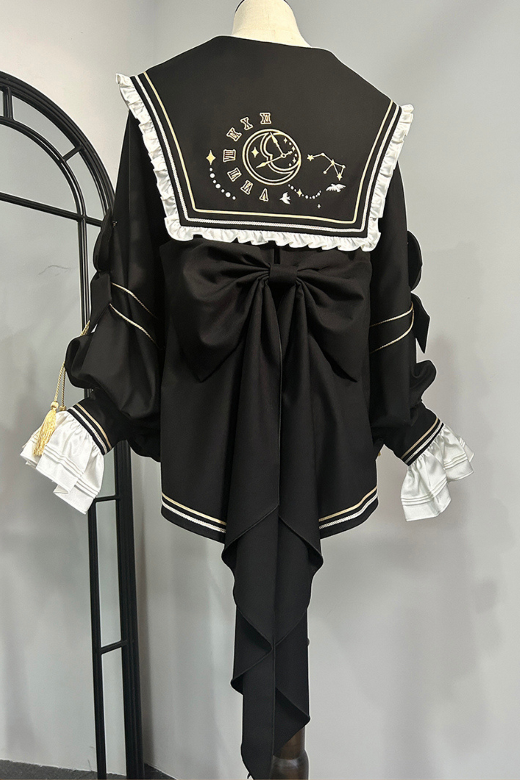 ナイトサーヴァントバードセーラートップス＋ジャケット＋ショートパンツ＋ベレー帽＋チョーカー main image 0