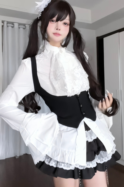 フリルフライングスリーブトップス+ケーキスカート