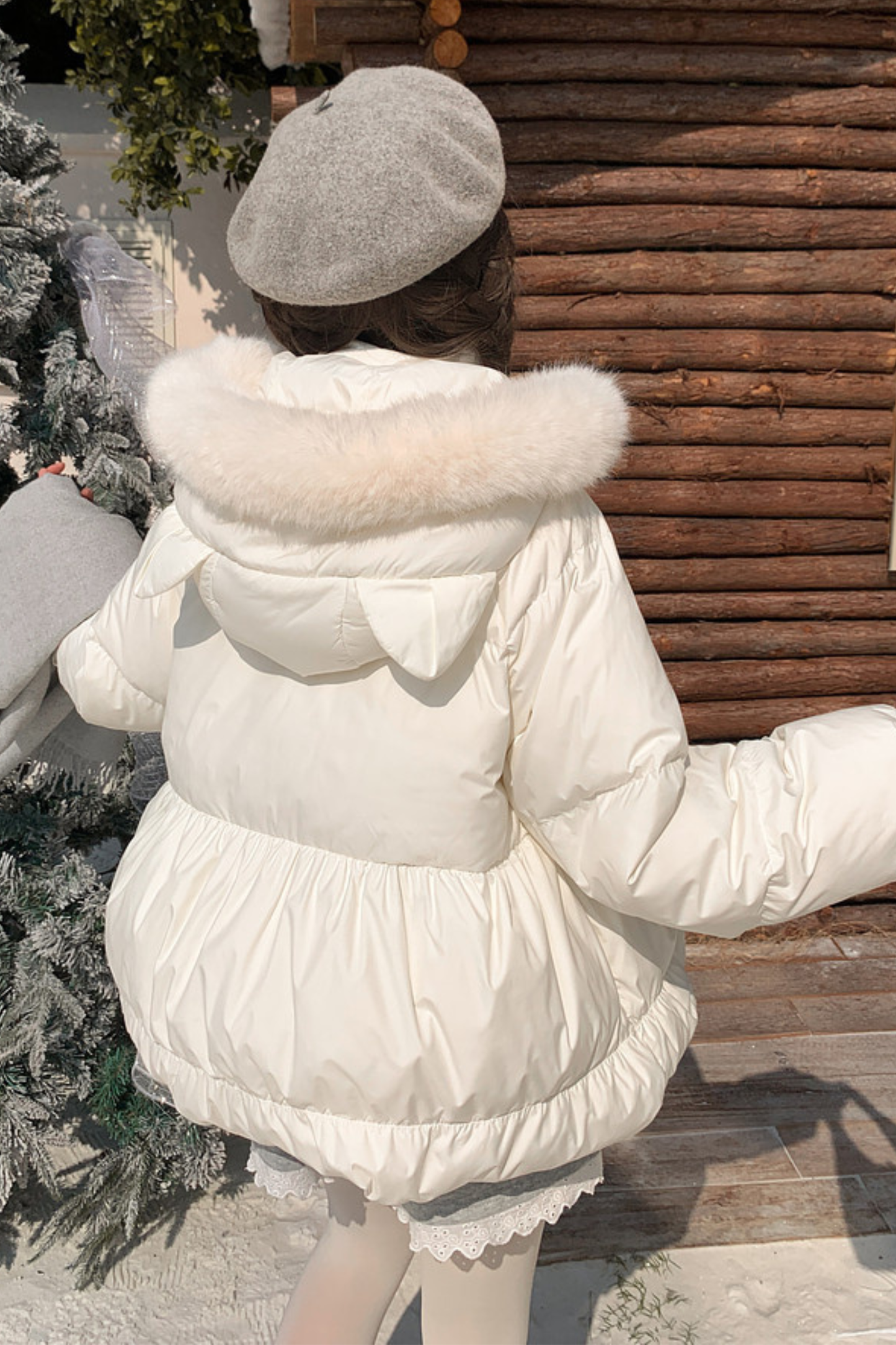 スウィートキャットフードダウンジャケット